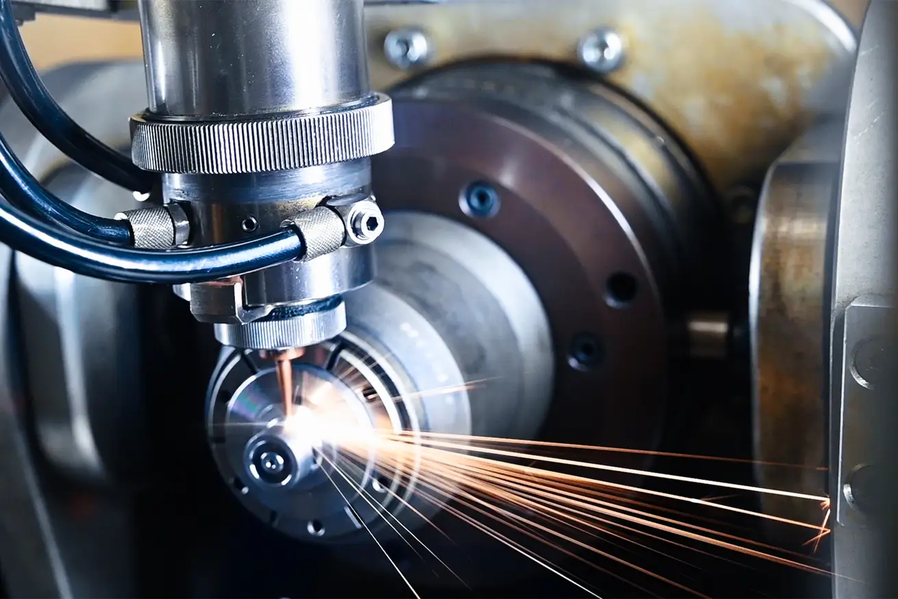 Laserbearbeitung in moderner Fertigung mit cnc drehbearbeitung