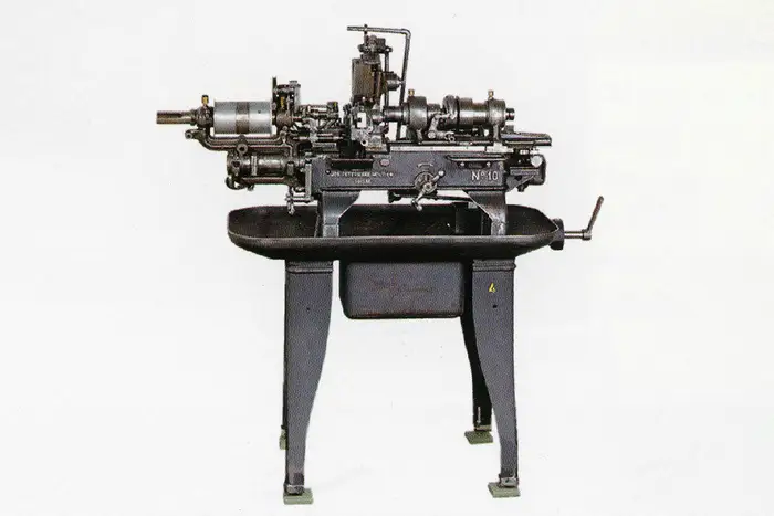 1928