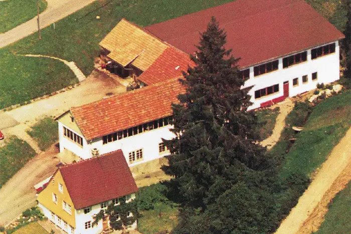 1969
